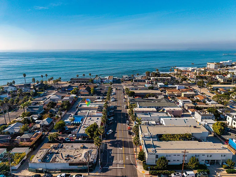 4741 Point Loma Ave #201 — Photo 41