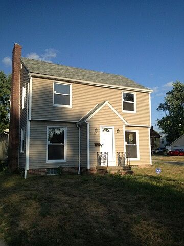 1st image of 909 Hartford Ave