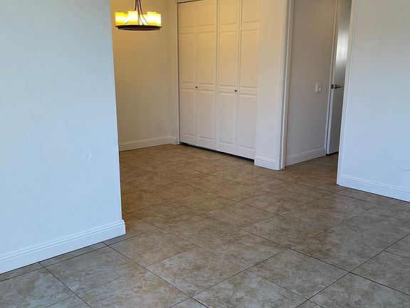 5th image of 1675 Vernon St Unit 44