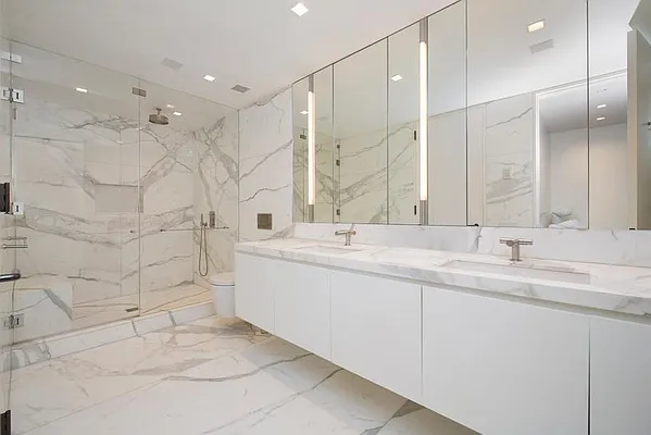 Rented by Keller Williams NYC | media 19