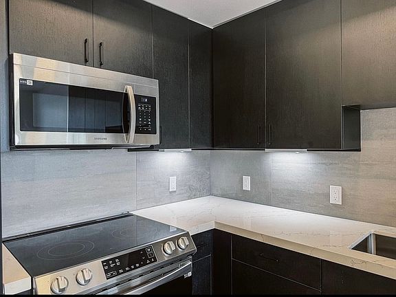 3rd image of 4552 30th St #640