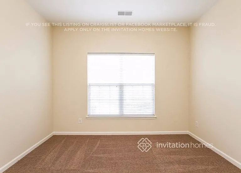 9834 Edinburgh Ln — Photo 14