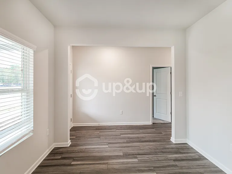 110 Heard Ln — Photo 4