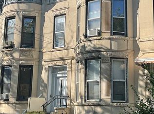 949 52nd St, Brooklyn, NY 11219