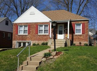 8607 Charlton Ln, Saint Louis, MO