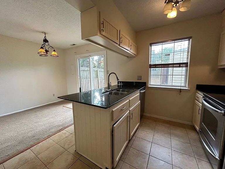 3632 Windmill Dr — Photo 8