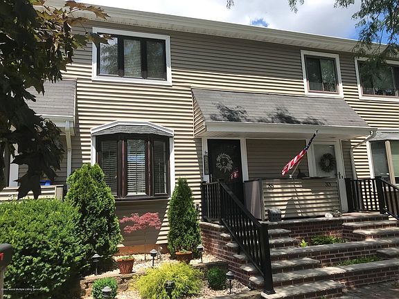2nd image of 35 Wirt Ave