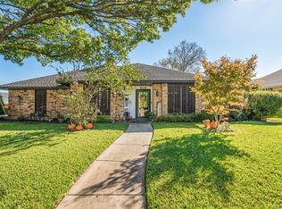 206 Cardinal Creek Dr, Duncanville, TX 75137