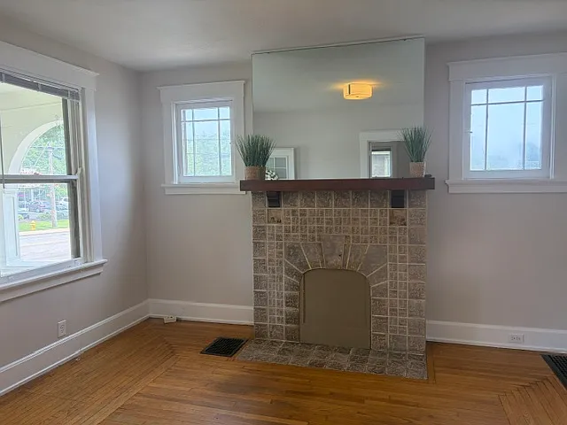 5521 Harrison Ave — Photo 7