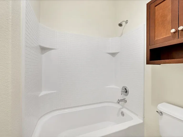 203 Raindance Cv — Photo 20