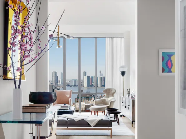 565 Broome Street image 1 of 24