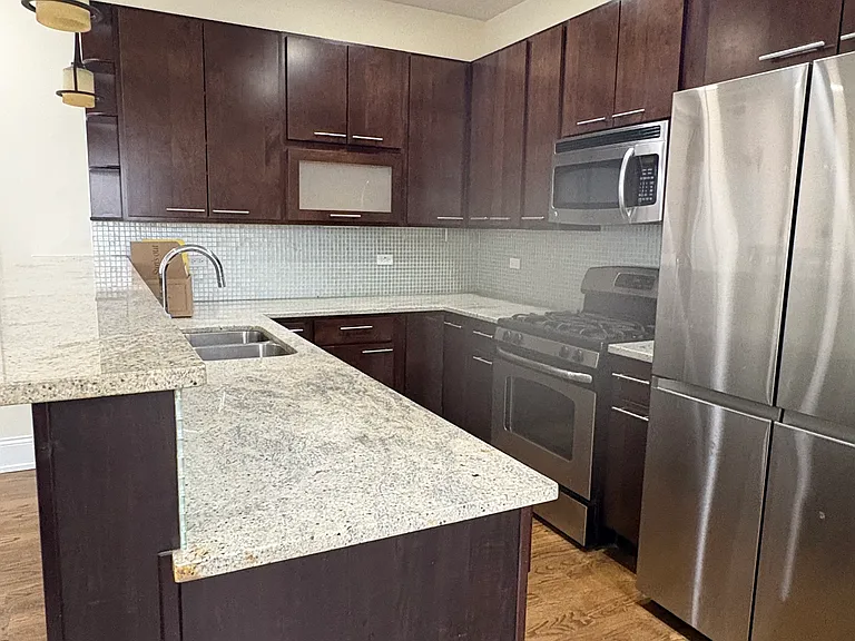 1622 N Bosworth Ave #2 — Photo 7