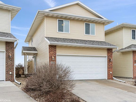 3rd image of 530 Sicily Ct