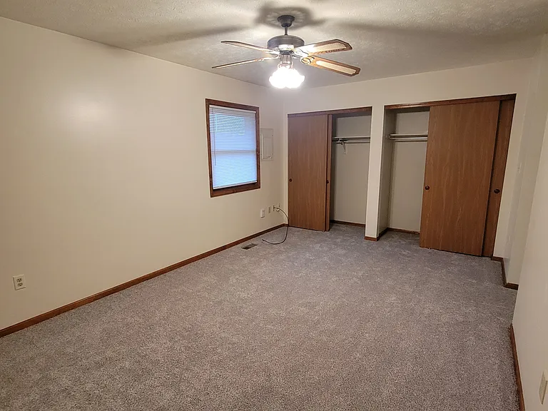 536 Flanders Ave — Photo 6