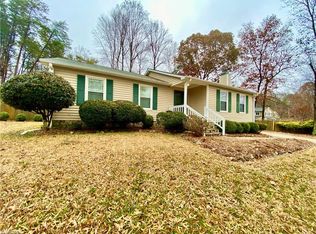2412 Hunters Ln, Kernersville, NC 27284