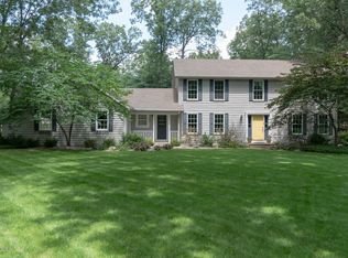 5258 Green Pine Ln, Kalamazoo, MI 49009