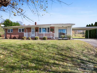 877 Oakdale Rd, Waynesville, NC, 28786