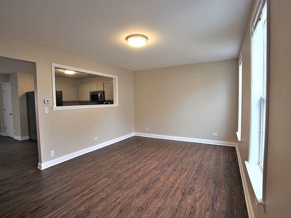 3rd image of 778 Four Seasons Blvd