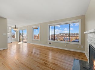 1943 Broadway E, Seattle, WA 98102