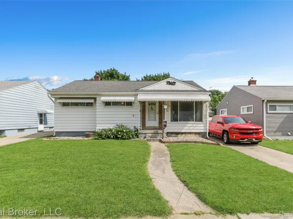 3809 Whittier Ave, Flint, MI 48506