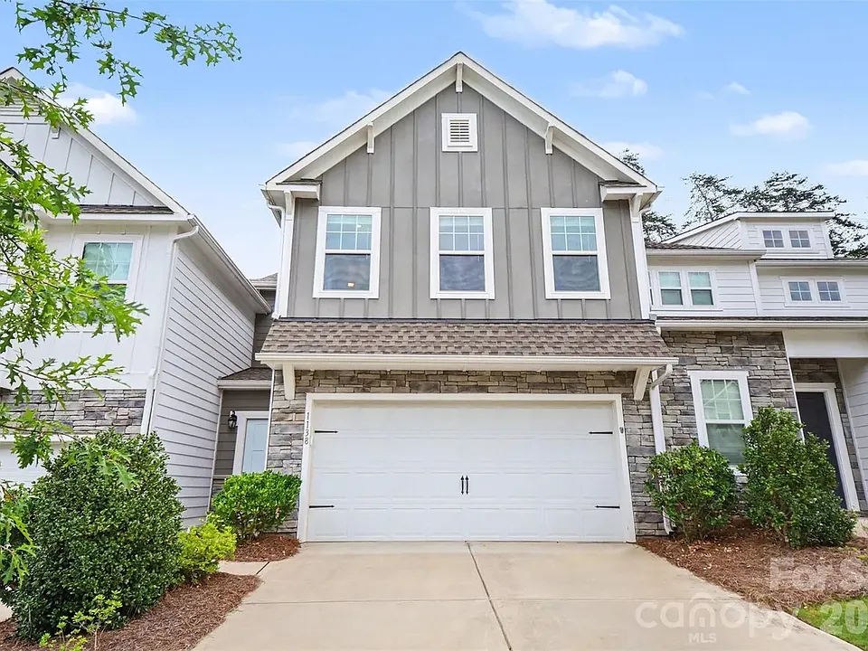 1138 Streamside Ln