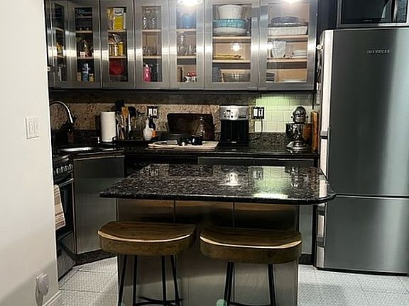 2nd image of 300 W 53rd St APT 6G