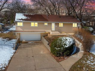 3339 Noble Ave N, Golden Valley, MN 55422