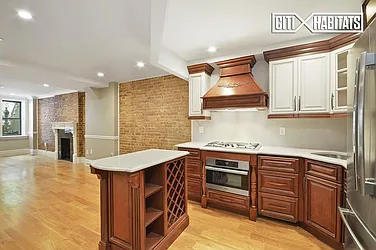 Sold by Citi Habitats