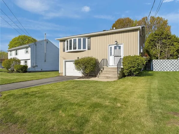 56 Pearl Ave, North Providence, RI 02904
