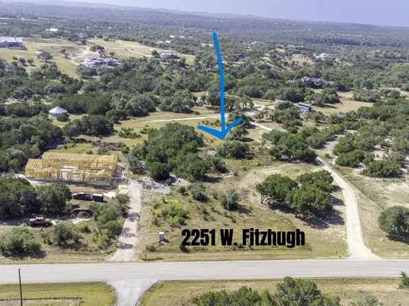 2251 W Fitzhugh Rd, Dripping Springs, TX 78620