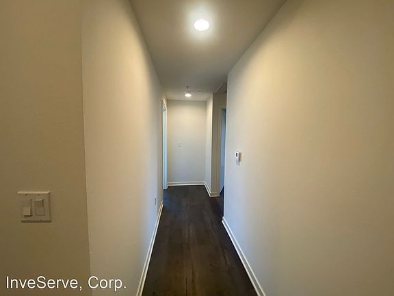 3rd image of 1836 N Sichel St #207