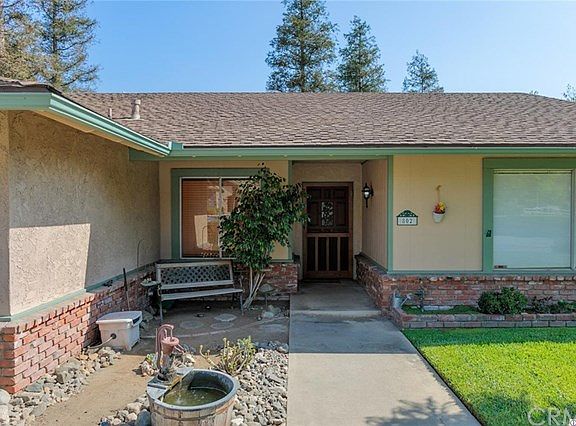 3rd image of 802 E Meda Ave