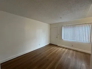 11809 Berendo Ave — Photo 18