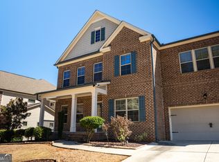 331 La Perla Dr, Buford, GA 30518