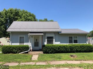 1035 E Russell St, Lomax, IL 61454