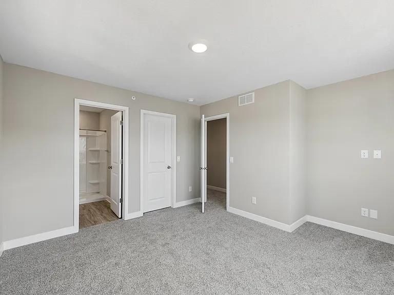 6719 Hinterland Trl S — Photo 21