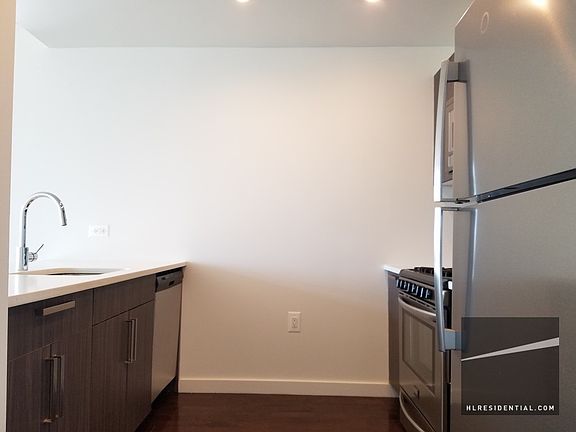 5th image of 1215 Broadway APT 420