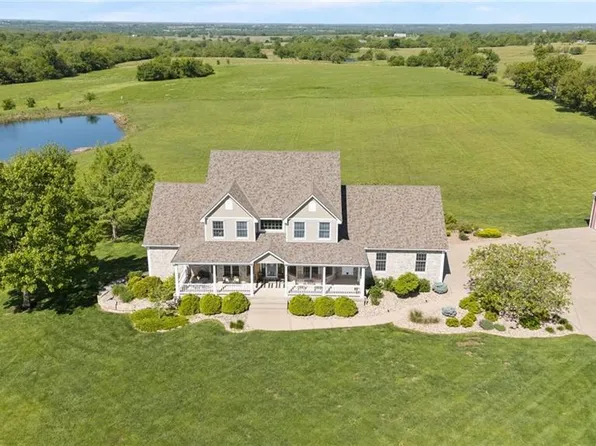 32120 Block Rd, Paola, KS 66071
