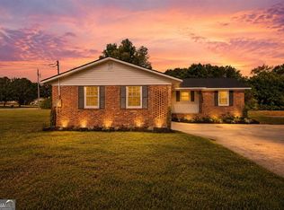 5727 Wayne Dr, Lizella, GA 31052