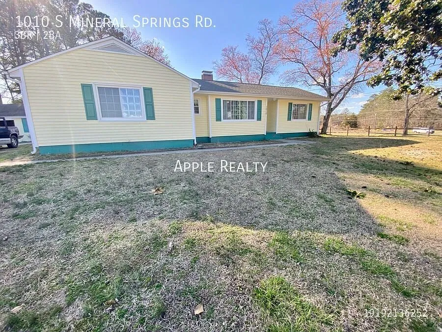 1010 S. Mineral Springs Rd. - Available Now! — Photo 2