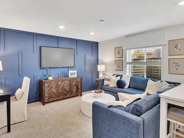 1090 Meadowlark Dr — Photo 11