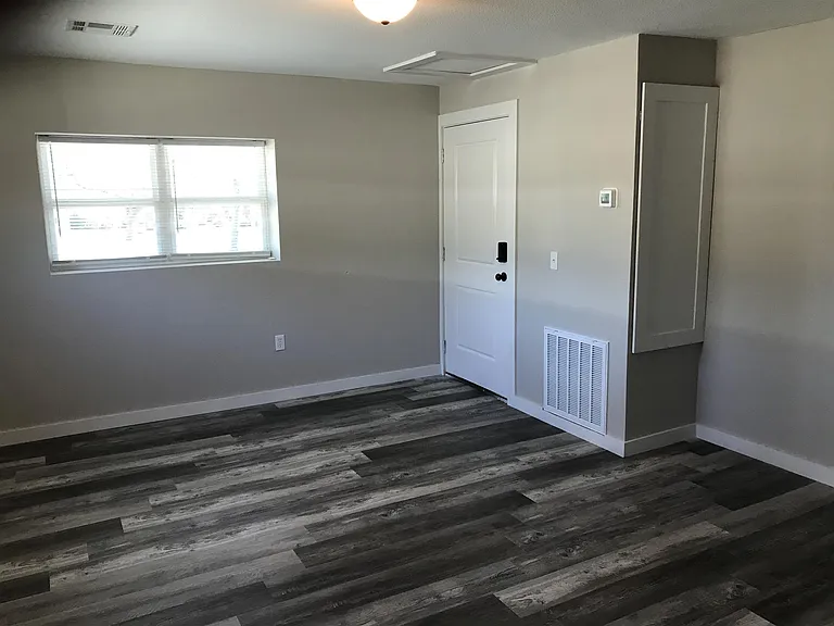 405 E Smith St #201 — Photo 12