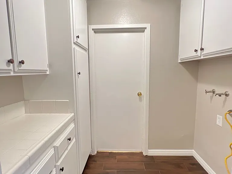 6811 Klamath Way — Photo 21