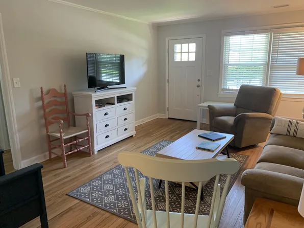 (undisclosed Address), Charleston, SC 29407