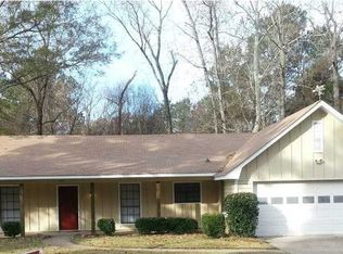 455 Greenmont Dr, Jackson, MS 39212