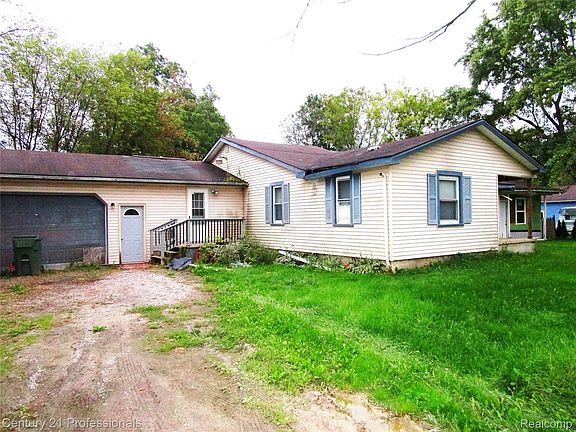 2nd image of 6054 Rich St