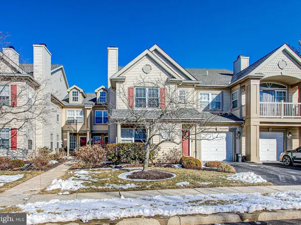 505 Julian Dr W #W, Warminster, PA 18974