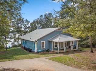 3723 Hicks Lake Ln, Vernon, FL 32462