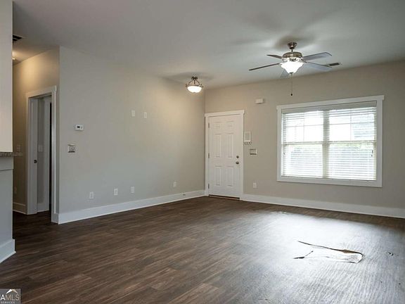 3rd image of 340 Park West Blvd