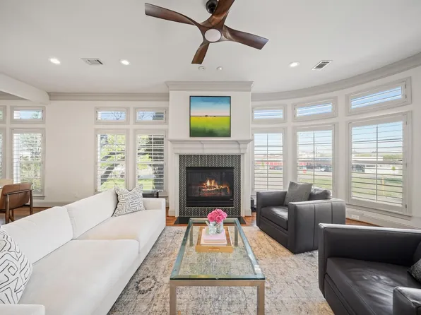 6302 Prague St, Houston, TX 77007